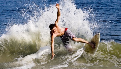 开云下载-库里：从无名小卒到NBA历史三分王的逆袭人生，库里几次三分王