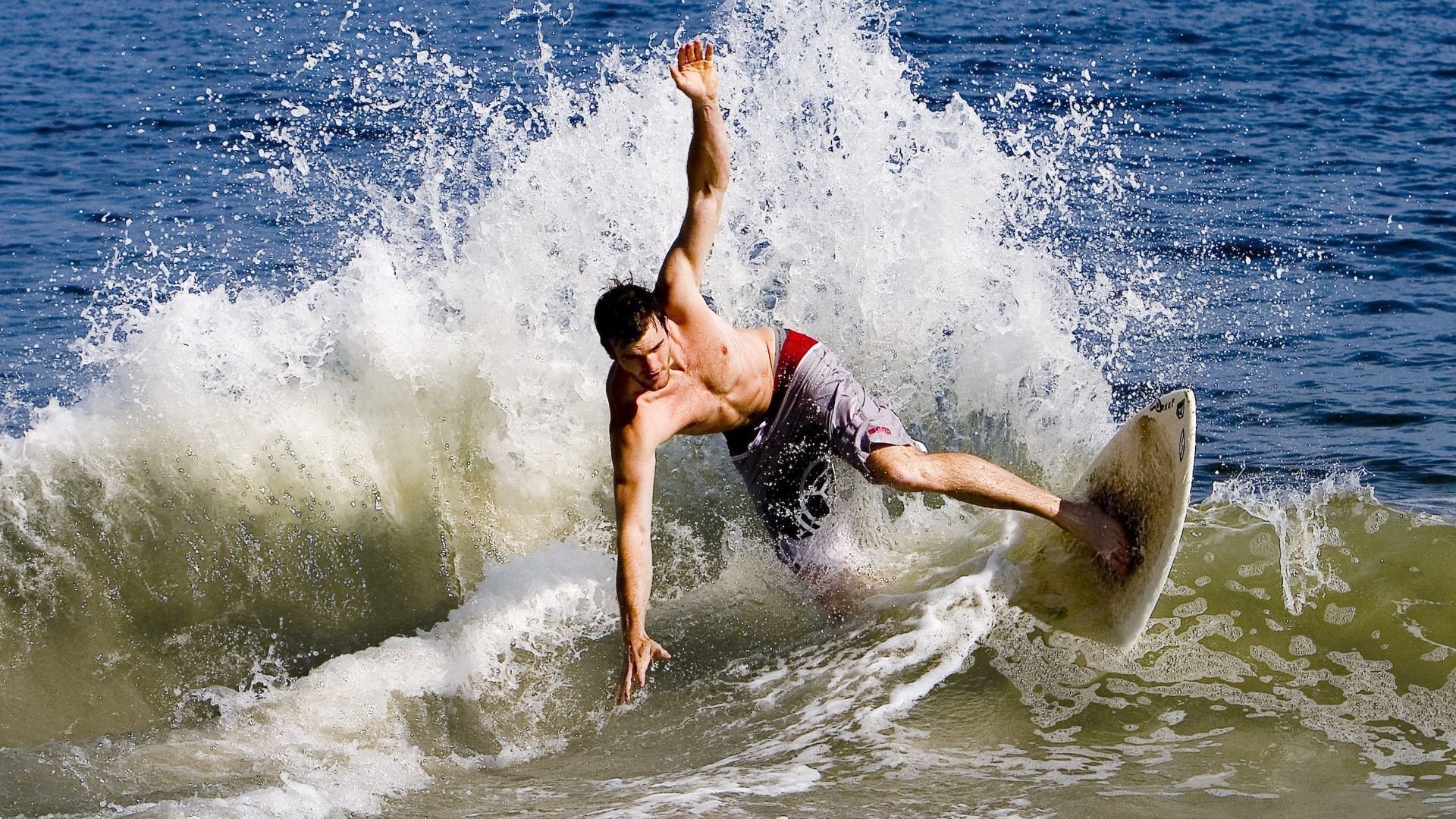 库里：从无名小卒到NBA历史三分王的逆袭人生，库里几次三分王