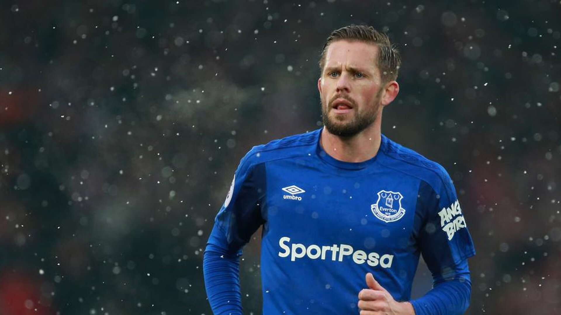 赛后评论：主教练称“团队努力是胜利的最大保障”，团队 努力